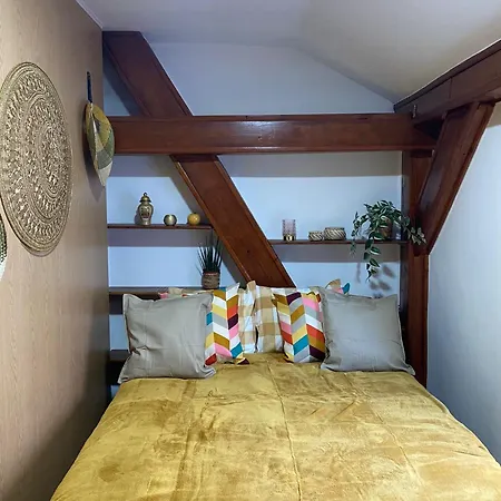 Kapetan-misa Apartment *